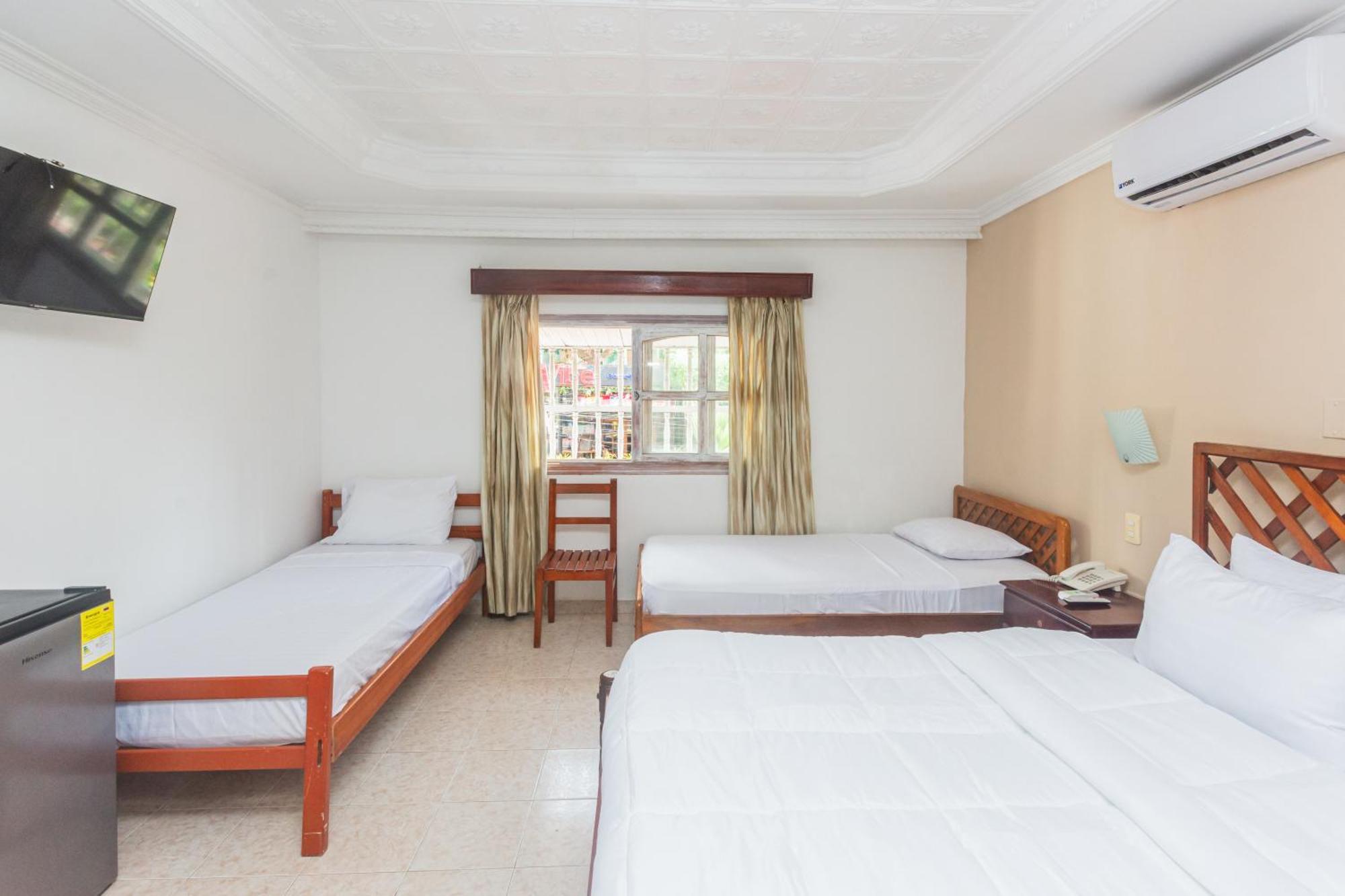 Hotel Baluarte Coast Картахена Экстерьер фото