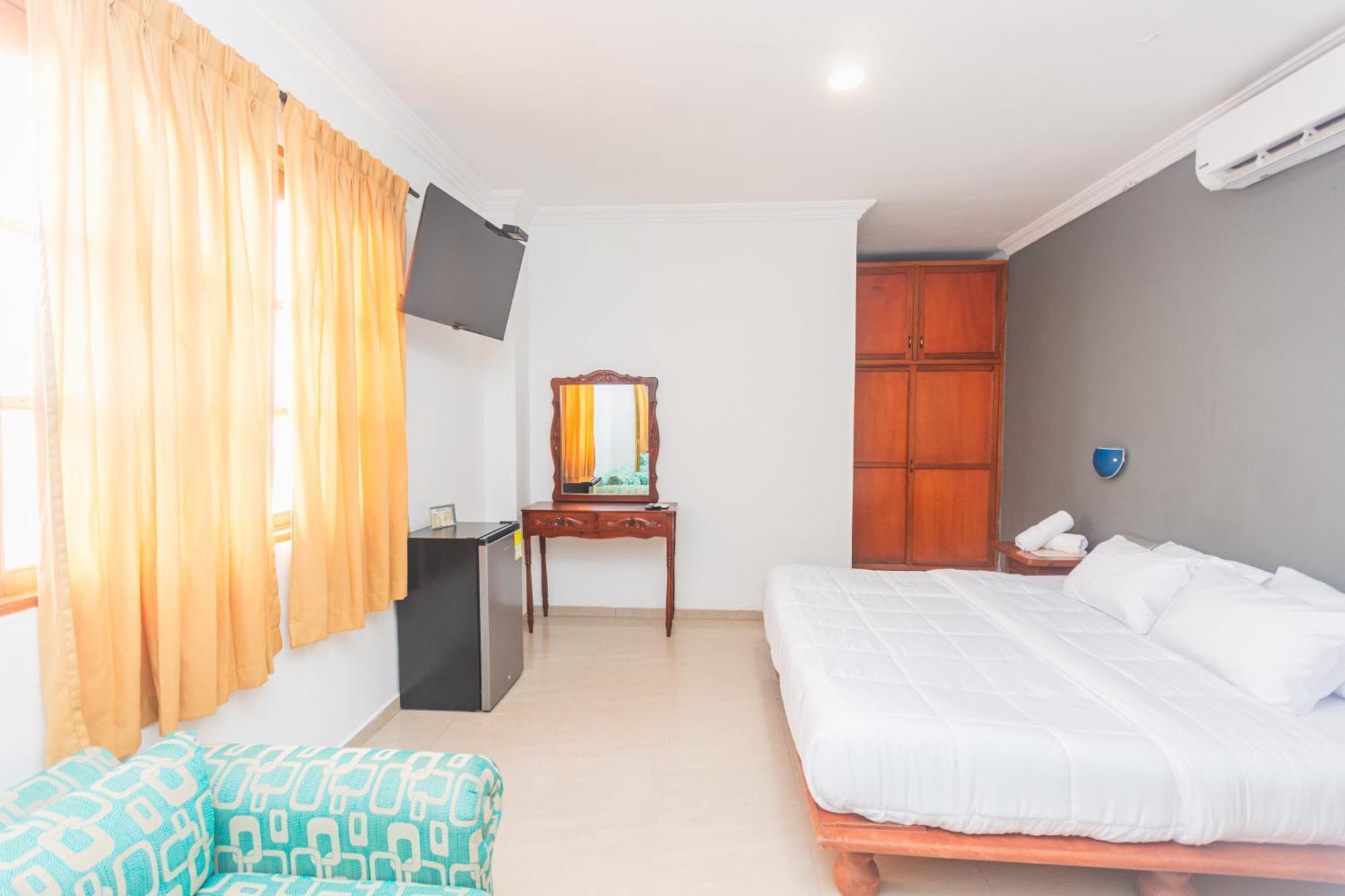 Hotel Baluarte Coast Картахена Экстерьер фото
