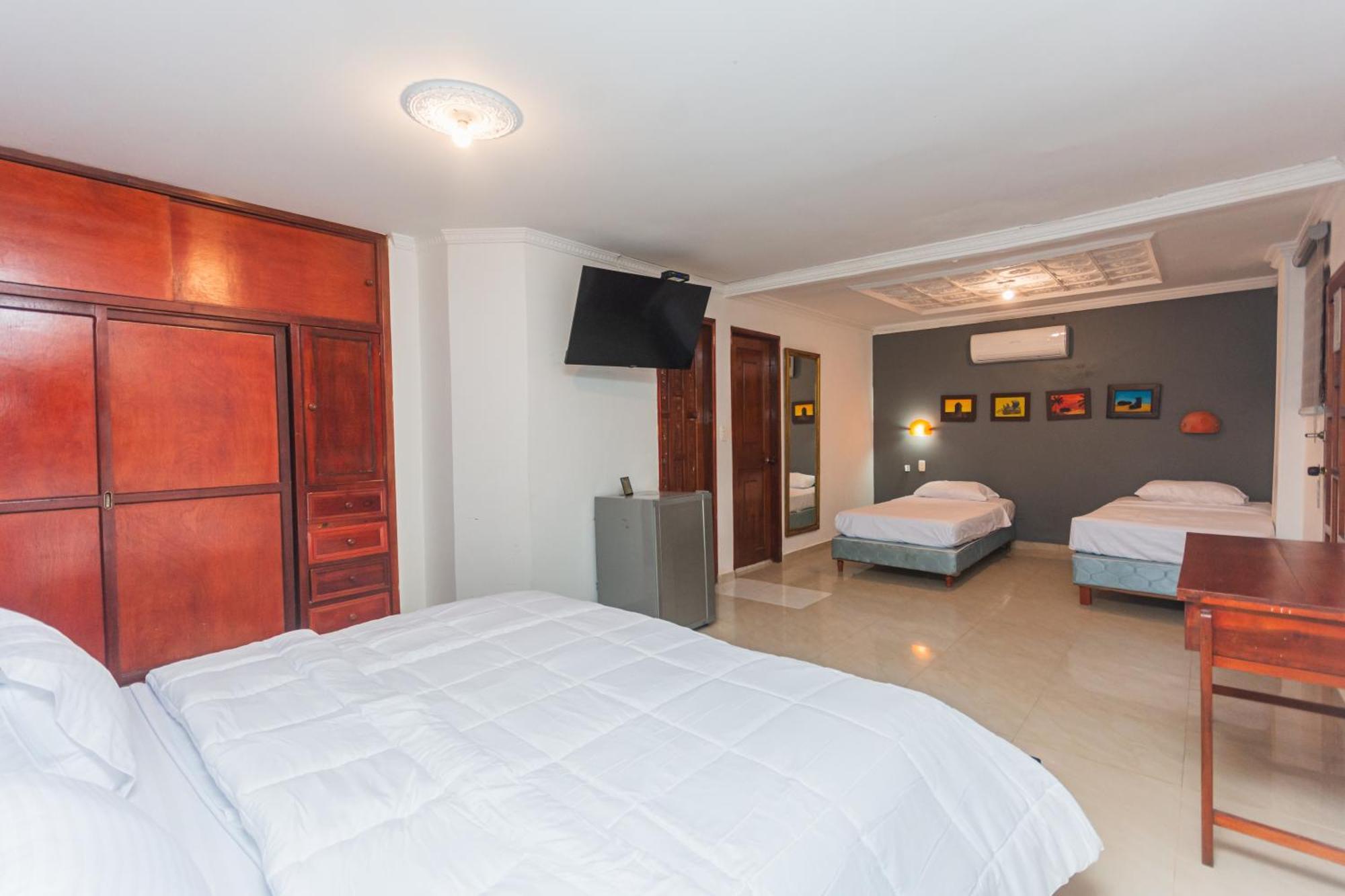 Hotel Baluarte Coast Картахена Экстерьер фото