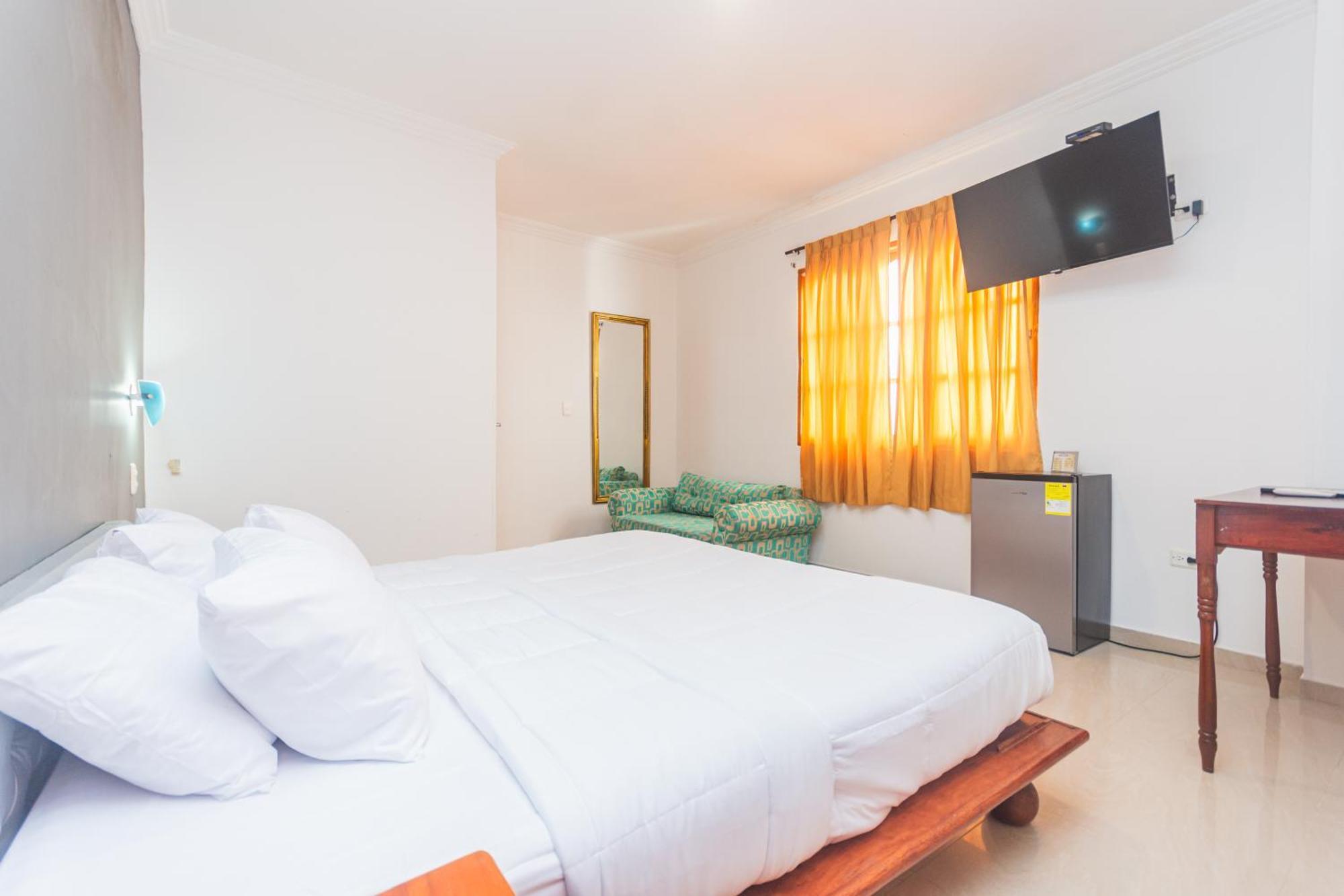 Hotel Baluarte Coast Картахена Экстерьер фото