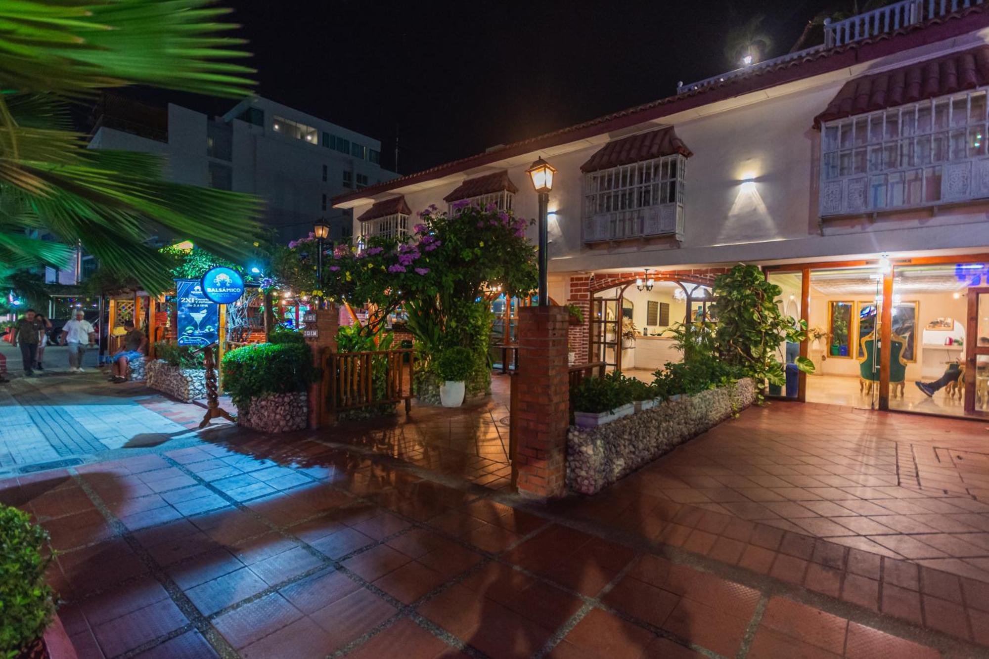 Hotel Baluarte Coast Картахена Экстерьер фото